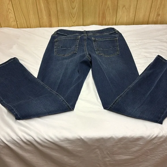 Maurices Blue Boot Cut Jeans Classic Denim - Picture 6 of 10